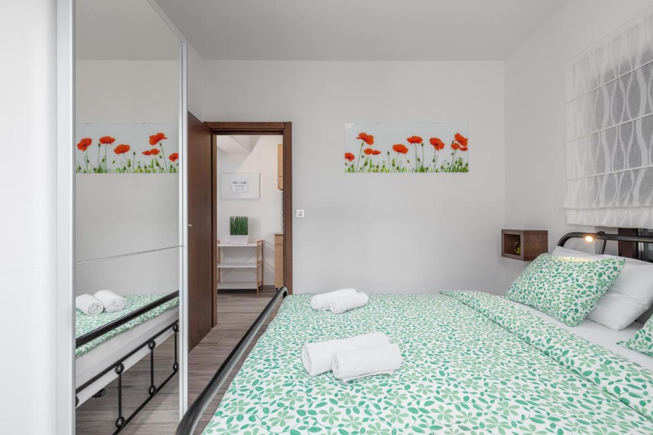 New 2020! Apartments Sanja 波雷奇 外观 照片